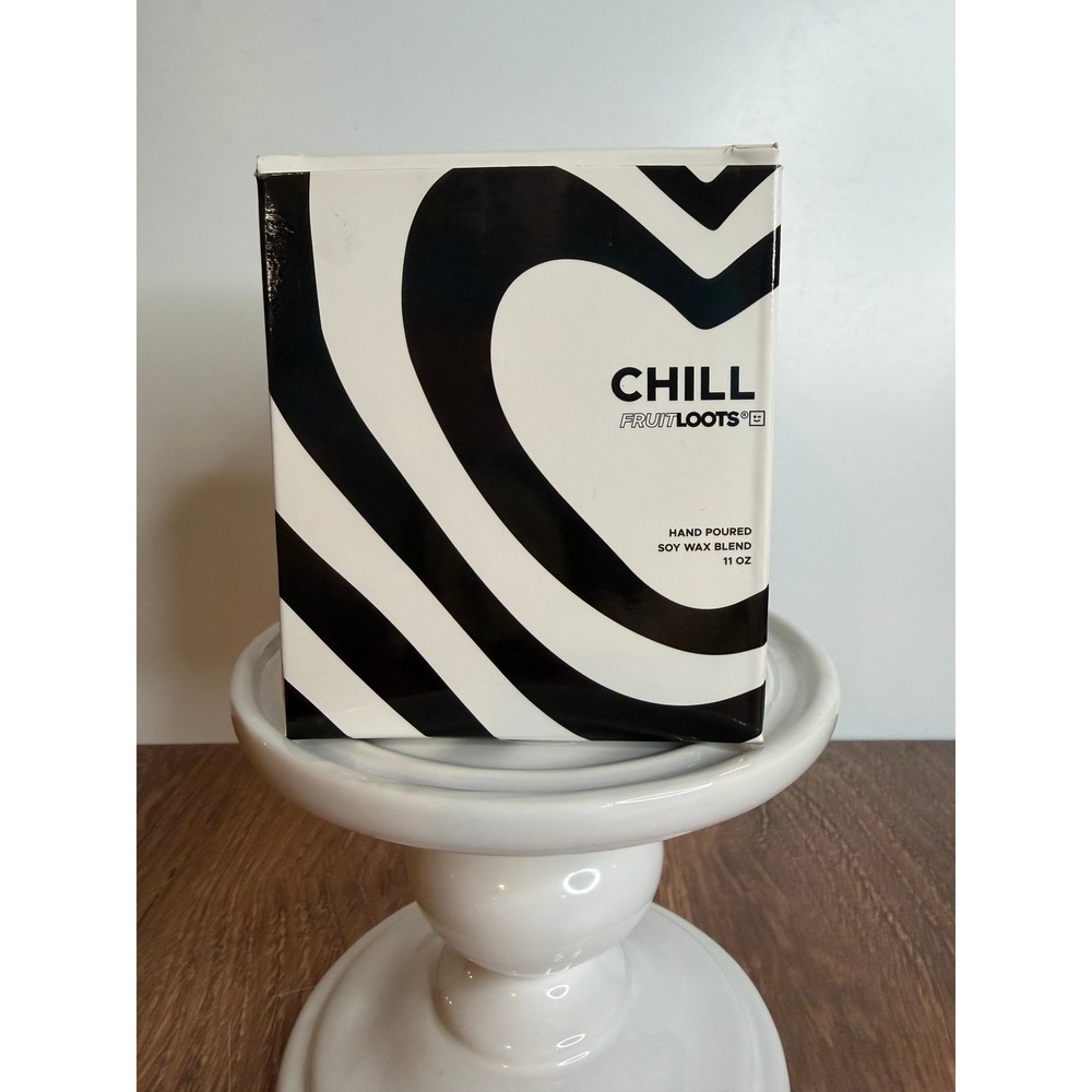 Fruitloots Chill Notes: Eucalyptus Mint 11 Oz Soy Wax Candle Brand New